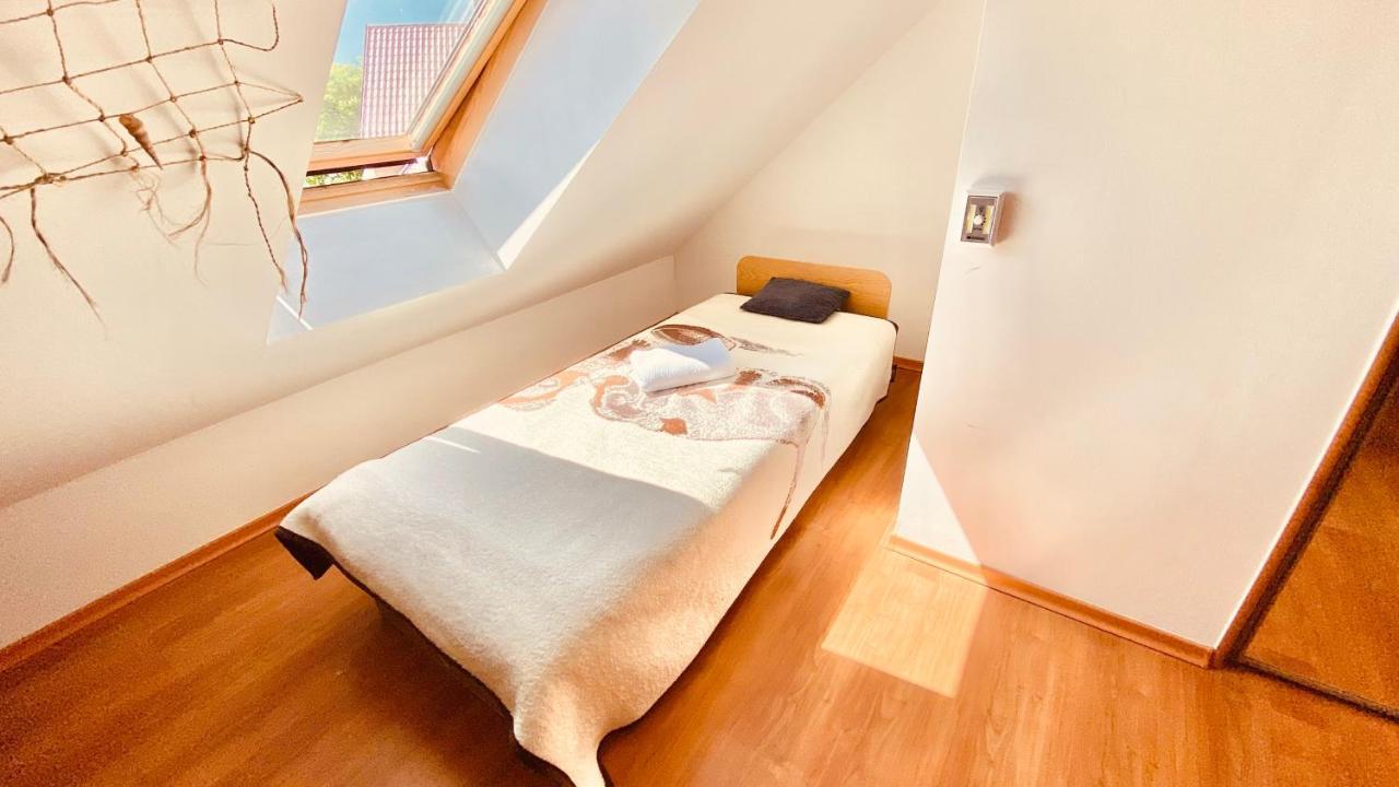 Sonnige Maisonette-Wohnung Mit Blick Auf Die Bucht Dziwnów Zewnętrze zdjęcie