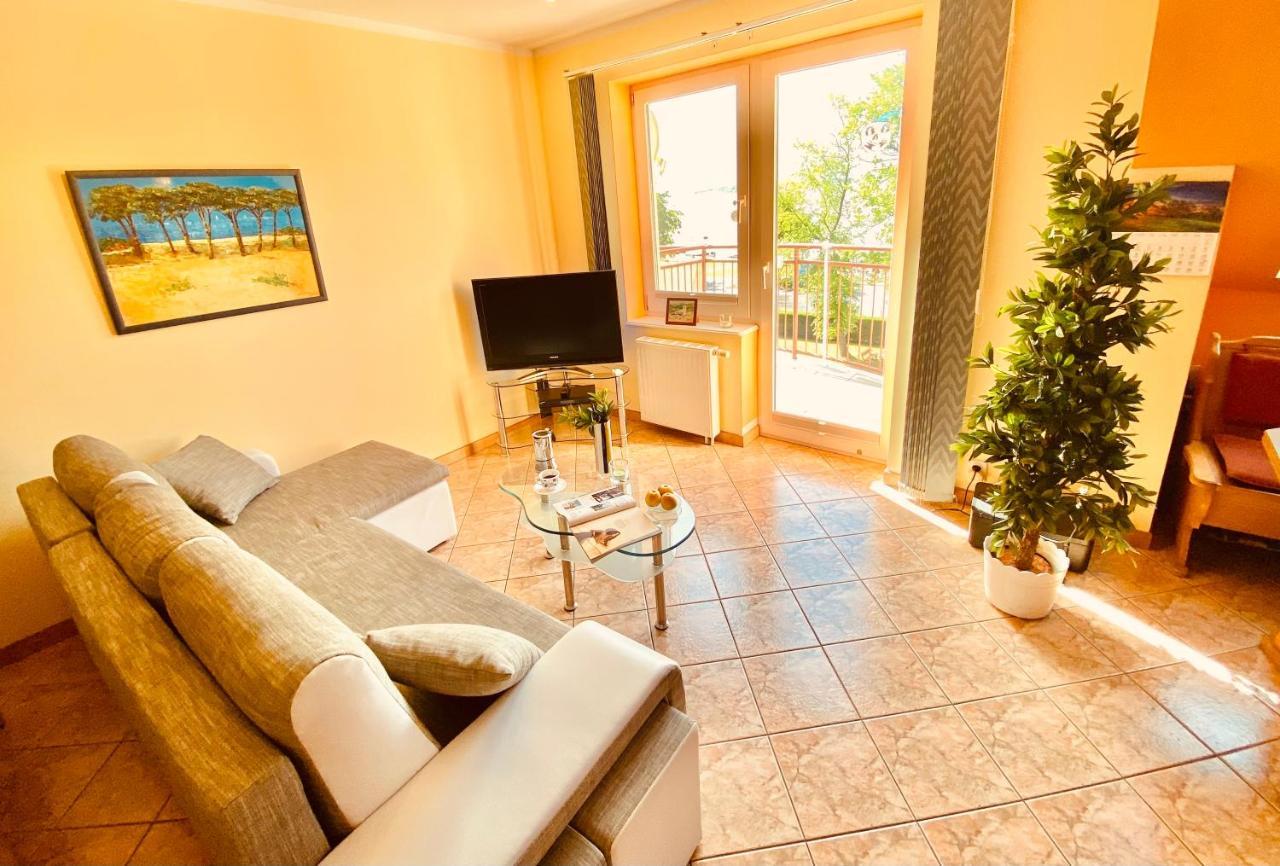 Sonnige Maisonette-Wohnung Mit Blick Auf Die Bucht Dziwnów Zewnętrze zdjęcie