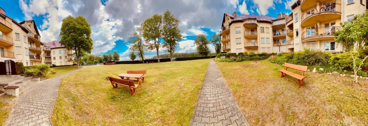 Sonnige Maisonette-Wohnung Mit Blick Auf Die Bucht Dziwnów Zewnętrze zdjęcie