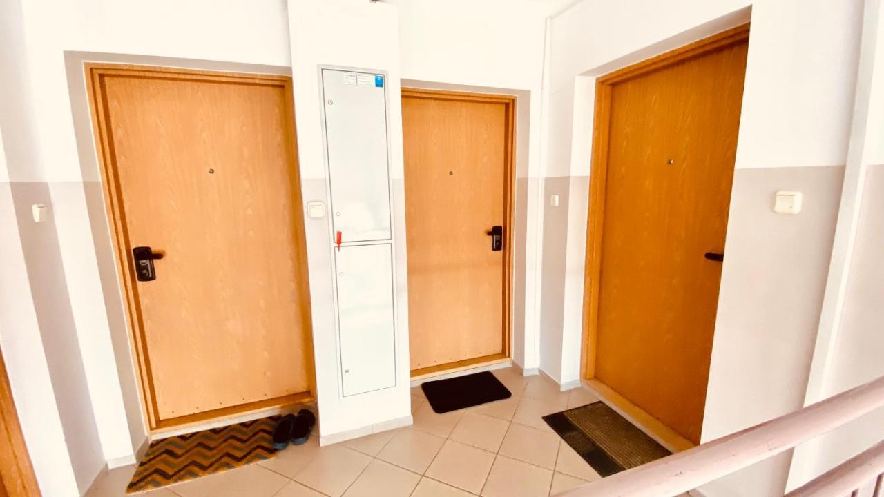 Sonnige Maisonette-Wohnung Mit Blick Auf Die Bucht Dziwnów Zewnętrze zdjęcie
